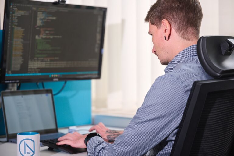 Coder at NAS Conception